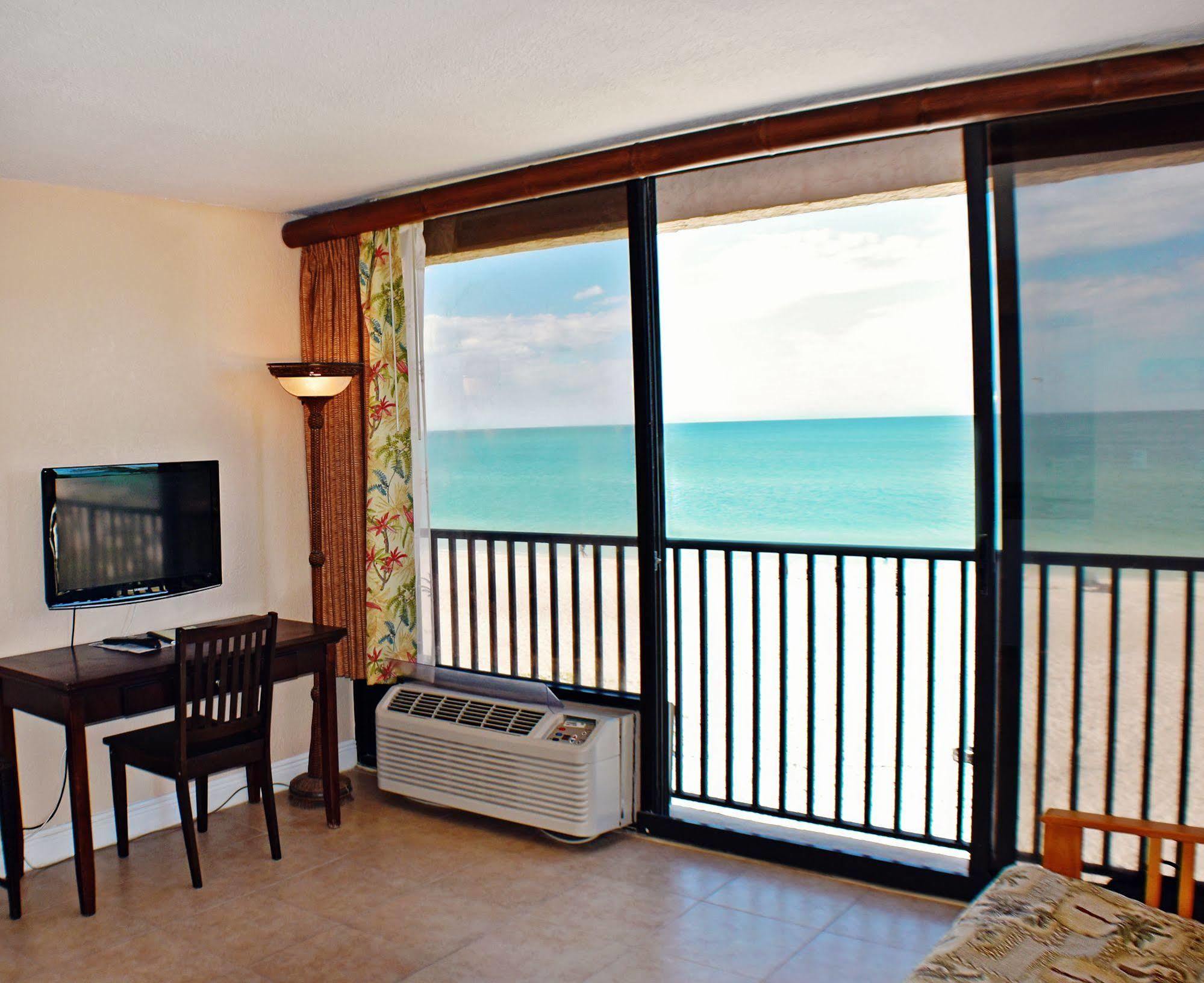 Anna Maria Island Dream Inn 홈즈비치 외부 사진