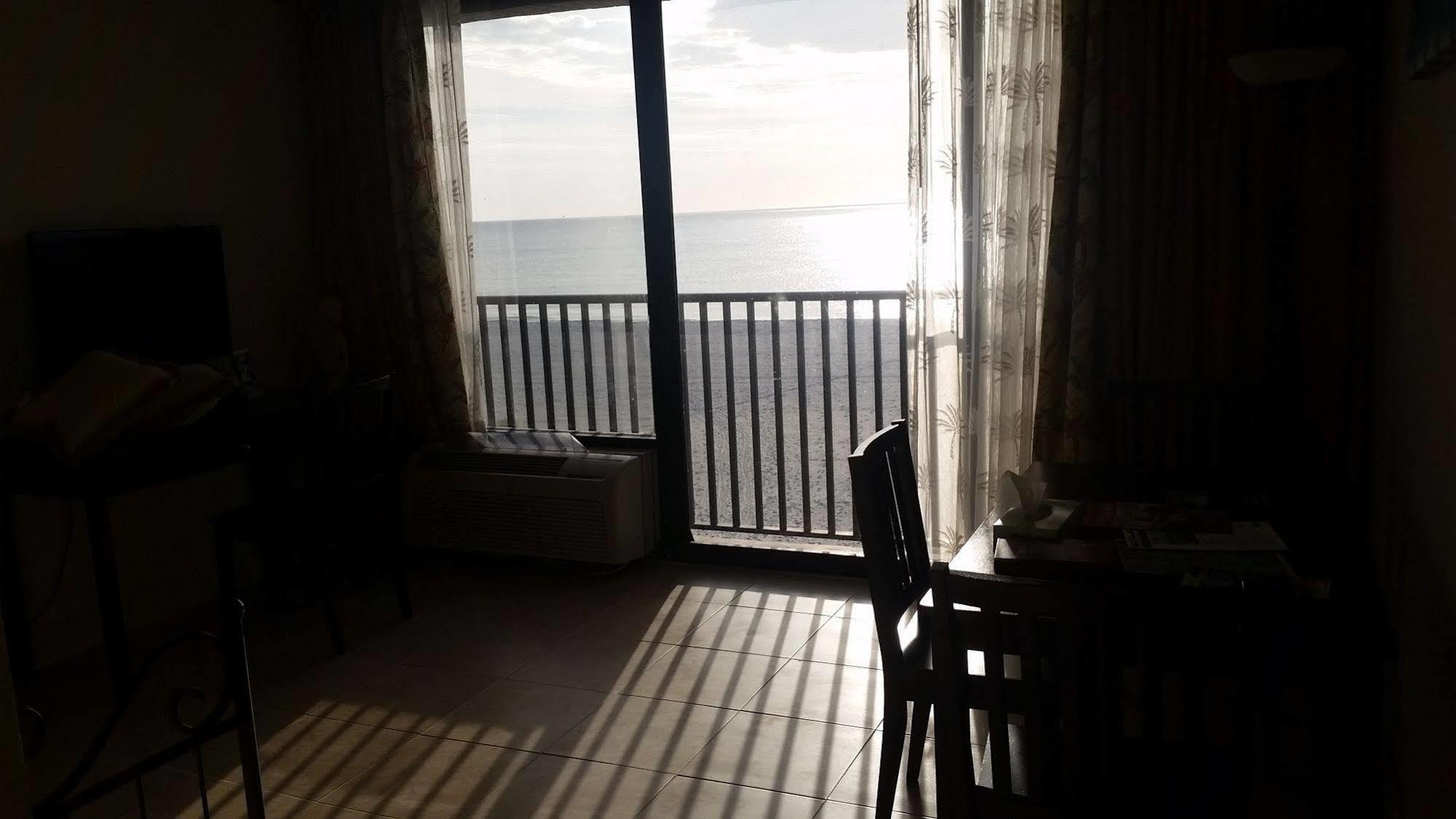 Anna Maria Island Dream Inn 홈즈비치 외부 사진