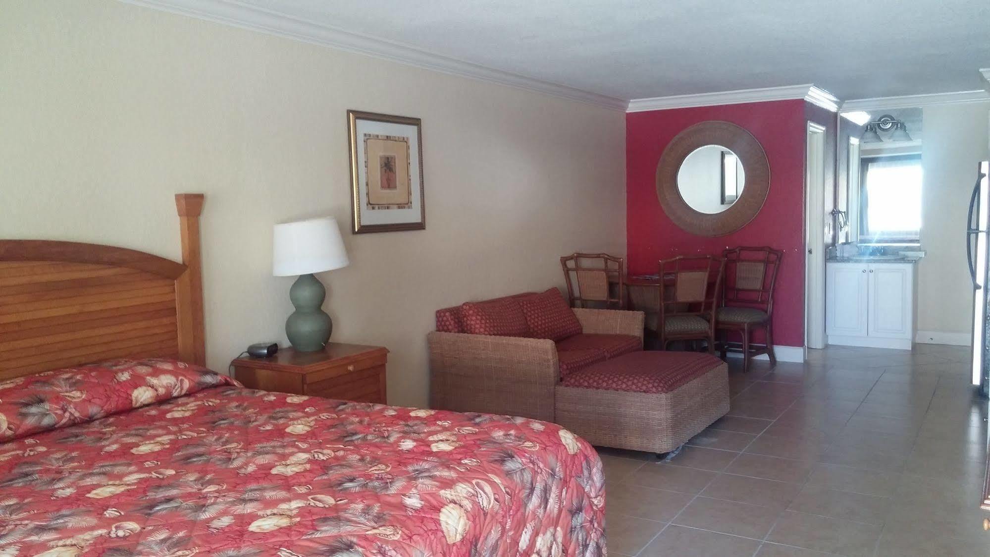 Anna Maria Island Dream Inn 홈즈비치 외부 사진